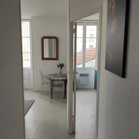 Appartement Plein De Charme - Centre Bar-Sur-Aube Extérieur photo
