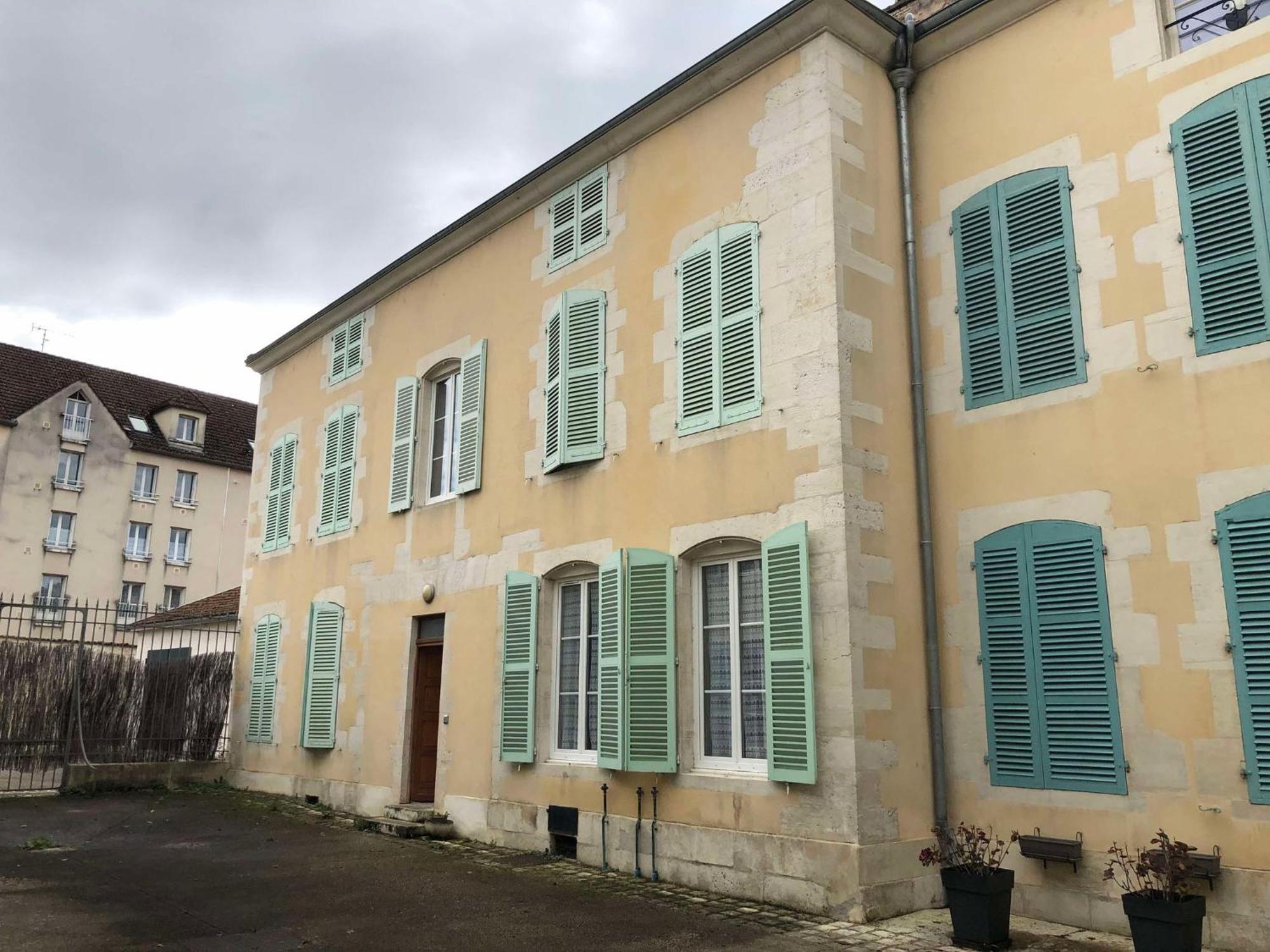 Plein De Charme - Centre Apartment Bar-sur-Aube